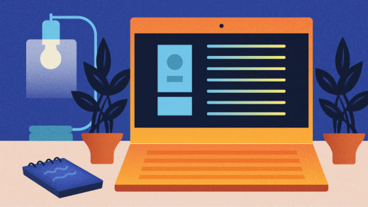 illustrazione di un laptop posato su una scrivania tra due piante, un block notes sul piano e un lume sullo sfondo
